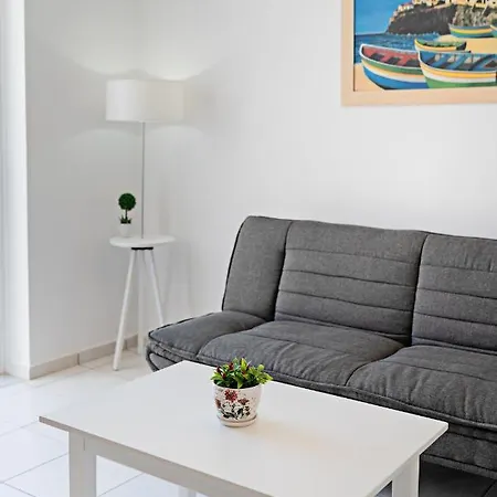 Azure Seaside Apts Magnisia Exterior photo