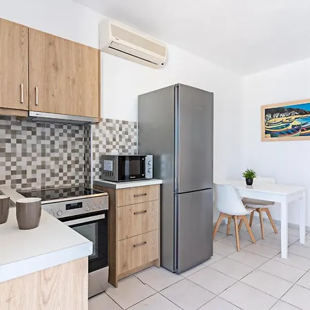Azure Seaside Apts Magnisia Exterior photo
