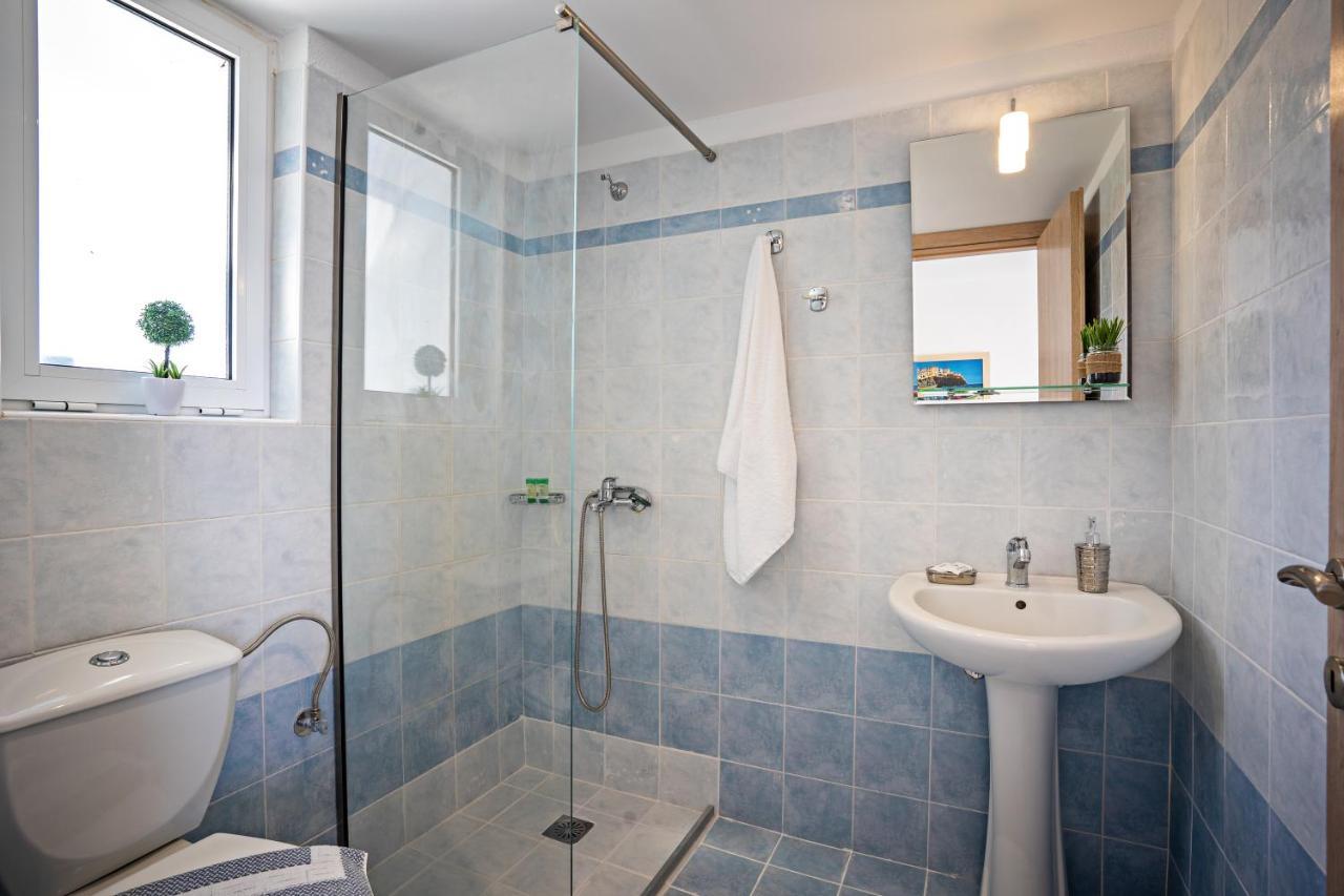 Azure Seaside Apts Appartement