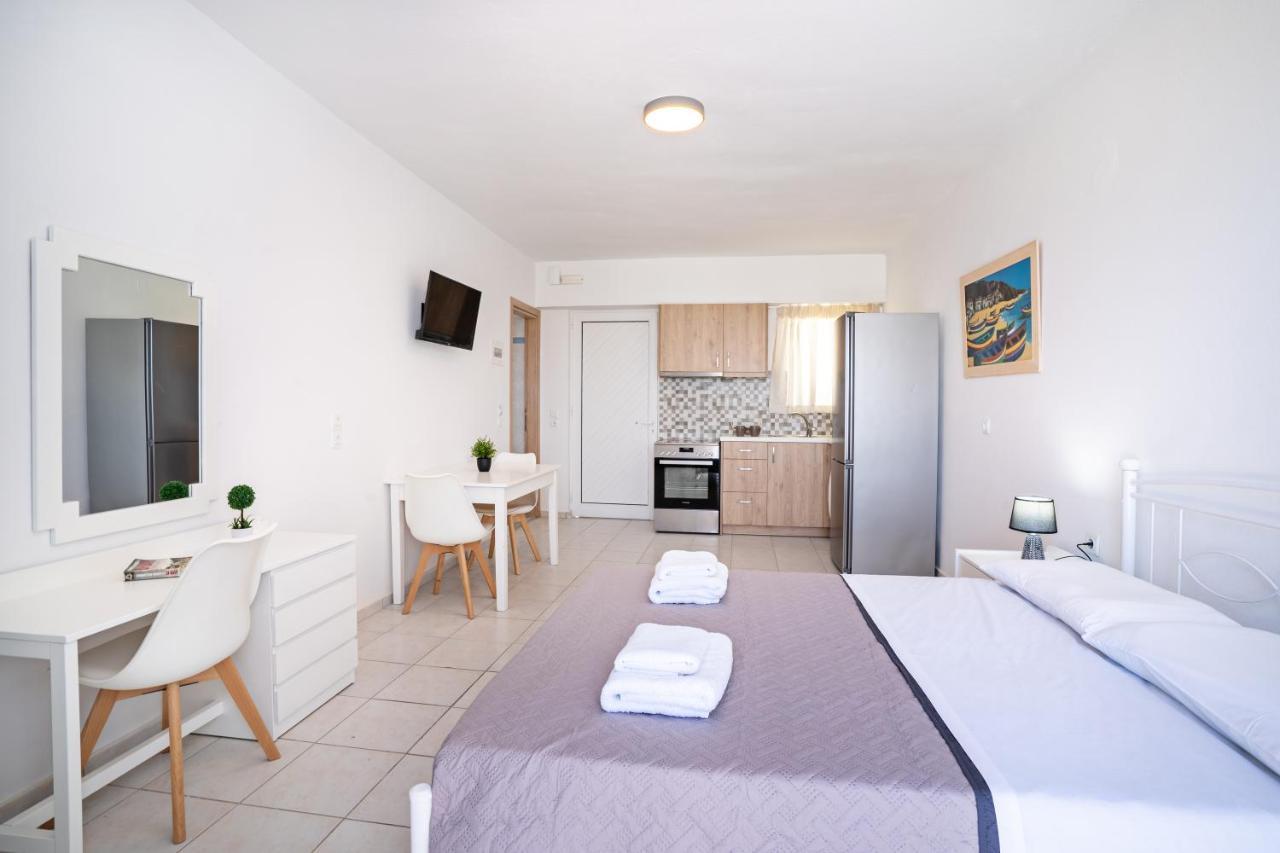 Appartement Azure Seaside Apts *