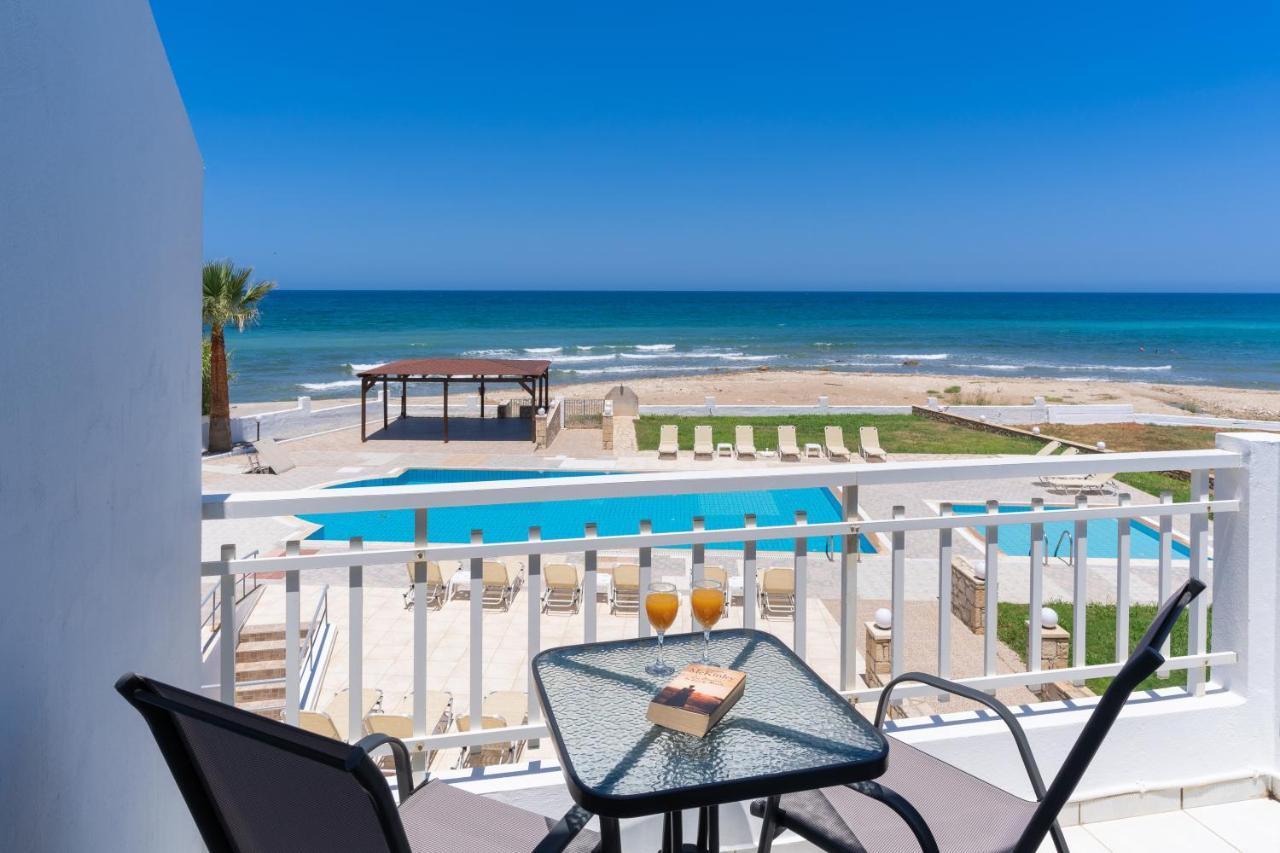 Appartement Azure Seaside Apts *