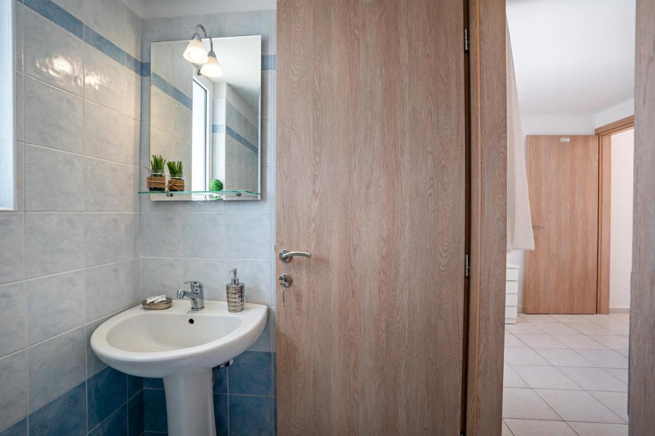 Appartement Azure Seaside Apts