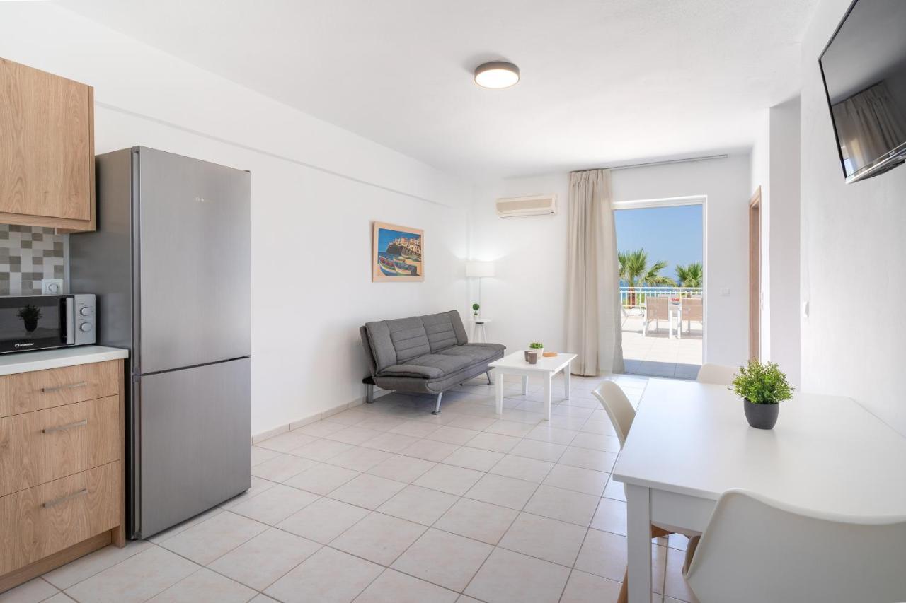 Azure Seaside Apts Appartement *