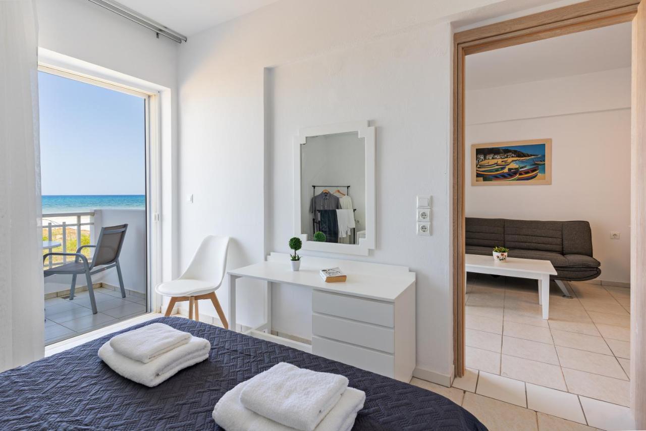 Azure Seaside Apts Apartment Magnisia