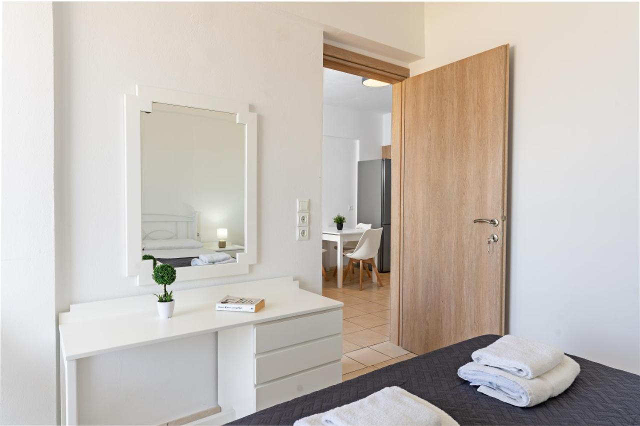 Azure Seaside Apts Apartment Magnisia