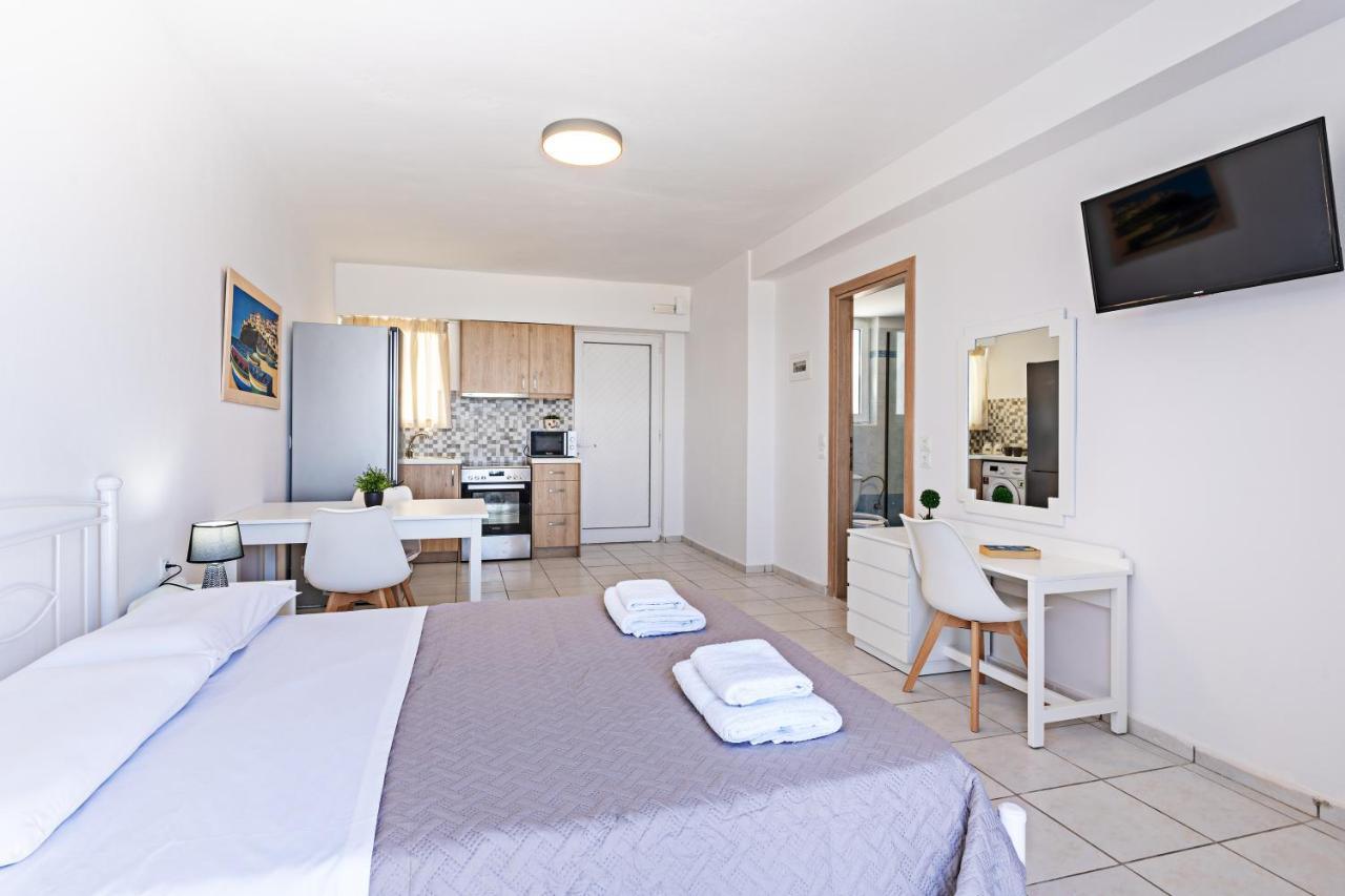 Azure Seaside Apts Apartment Magnisia