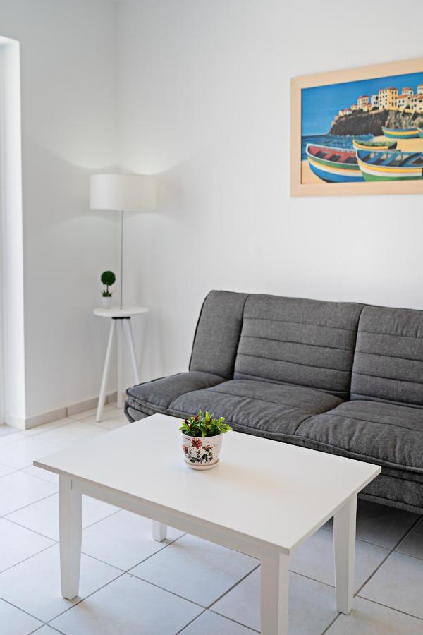 Azure Seaside Apts Apartment *