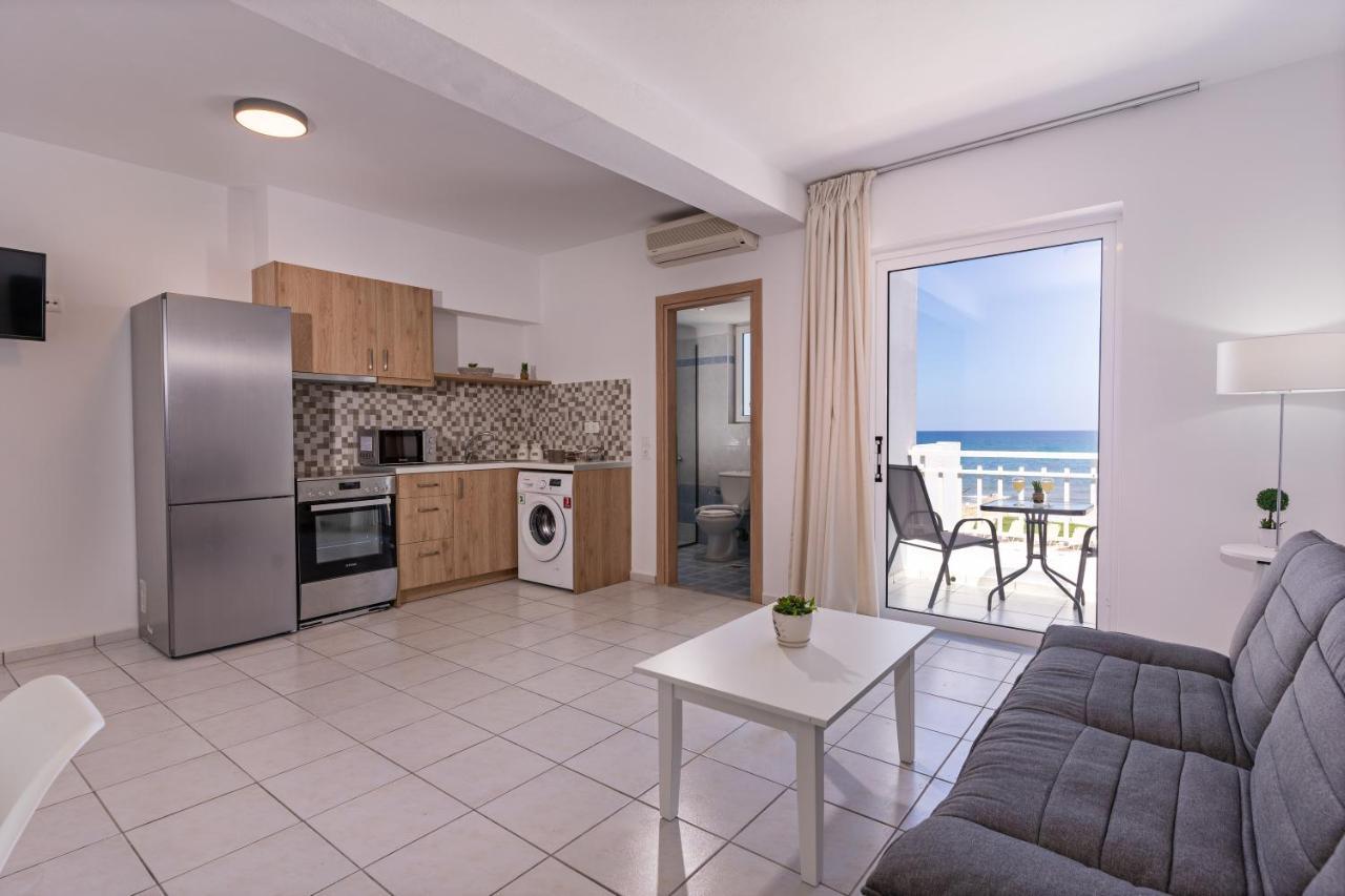 Apartment Azure Seaside Apts Magnisia