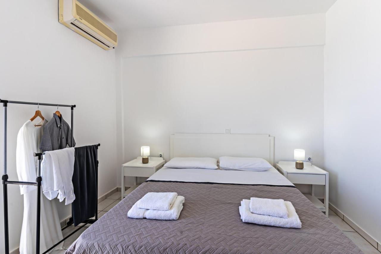 Azure Seaside Apts * Magnisia